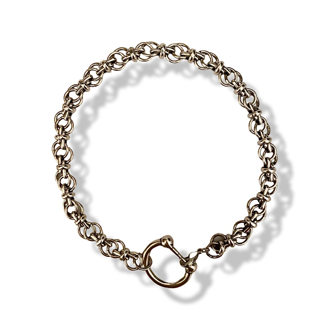 C SILVER CHOKER